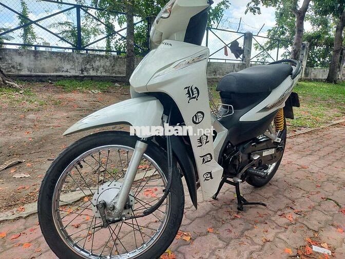 Honda Wave 110 2017 Trắng. Xe Đẹp Máy Zin 90%