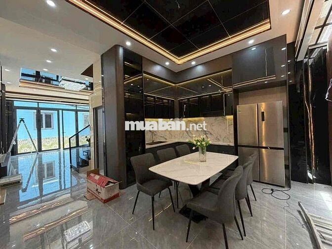SIÊU PHẨM NHÀ PHỐ QUẬN 7 – 3 TẦNG FULL NỘI THẤT CAO CẤP – CHỈ HƠN 6 TỶ