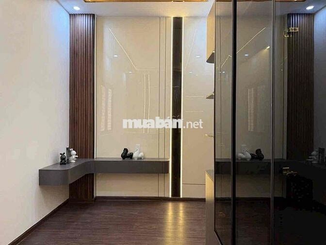 SIÊU PHẨM NHÀ PHỐ QUẬN 7 – 3 TẦNG FULL NỘI THẤT CAO CẤP – CHỈ HƠN 6 TỶ