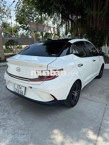 Hyundai i10 2021 Trắng Bản đủ