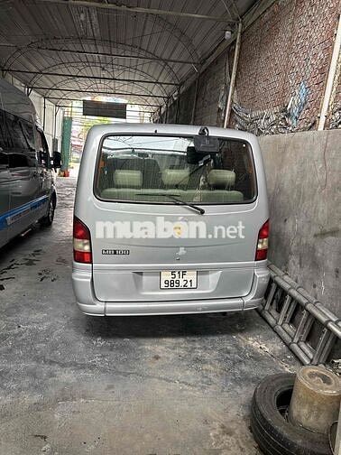 Mercedes-Benz MB100 Bạc