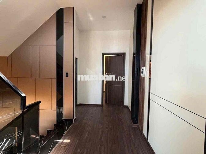 SIÊU PHẨM NHÀ PHỐ QUẬN 7 – 3 TẦNG FULL NỘI THẤT CAO CẤP – CHỈ HƠN 6 TỶ