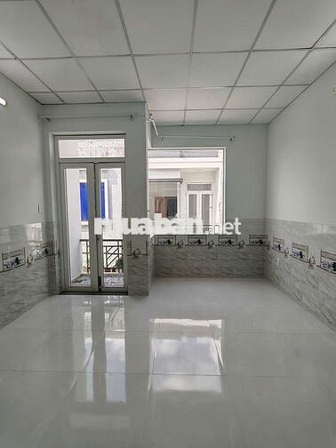 NHÀ 1 TRÊT 1 LẦU 2PN ! HẺM XE HƠI! 1 SẸC ĐƯỜNG GÒ HƯU VÀO 30M!55OTR 
