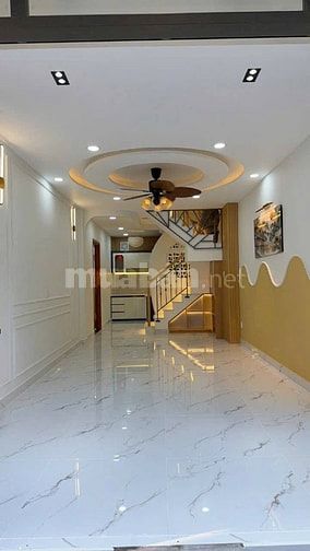 Bán nhà Lê Hồng Phong Q5 - 3,5m x 10m nở hậu 6m