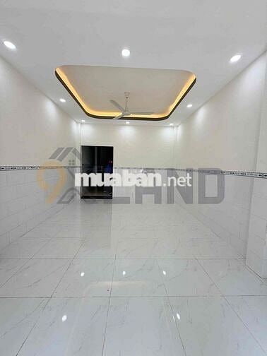 NHÀ ĐẸP MẶT TIỀN 3 TẦNG KD TỐT - GẦN VINCOM THỦ ĐỨC- CHỈ HƠN 6Tỷ