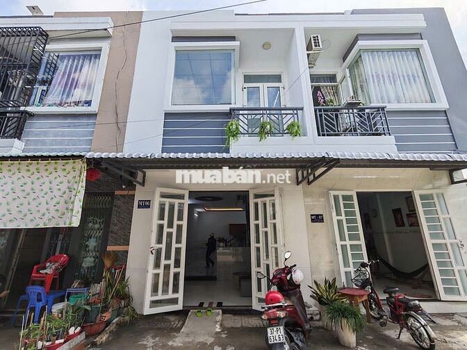NHÀ 1 TRÊT 1 LẦU 2PN ! HẺM XE HƠI! 1 SẸC ĐƯỜNG GÒ HƯU VÀO 30M!55OTR 