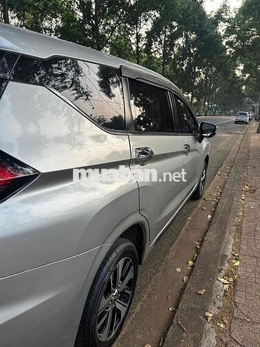 gd cần bán Xpander 2019 Bạc nguyên zin