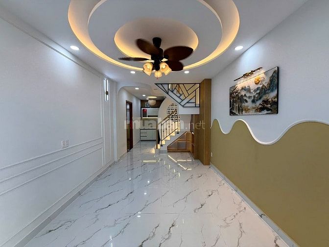 Bán nhà Lê Hồng Phong Q5 - 3,5m x 10m nở hậu 6m