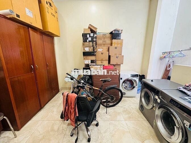 HẺM XE HƠI PHẠM VĂN BẠCH- TÂN BÌNH- SÁT MẶT TIỀN- DT 61M2- 3 TẦNG BTCT