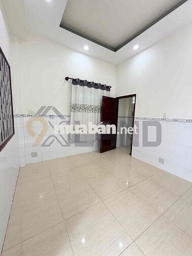 NHÀ ĐẸP MẶT TIỀN 3 TẦNG KD TỐT - GẦN VINCOM THỦ ĐỨC- CHỈ HƠN 6Tỷ