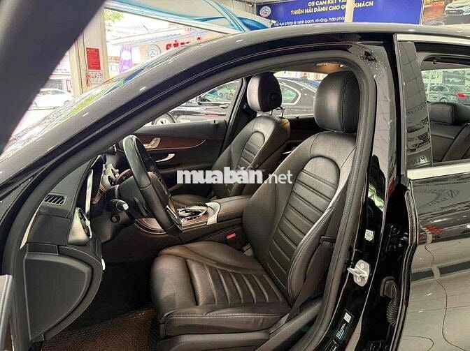 Mercedes C200 Exclusive 2021 Lướt 3v km