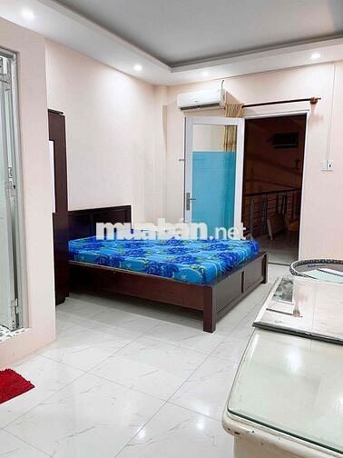 Phòng đủ tiện nghi trung tâm quận Tân Phú