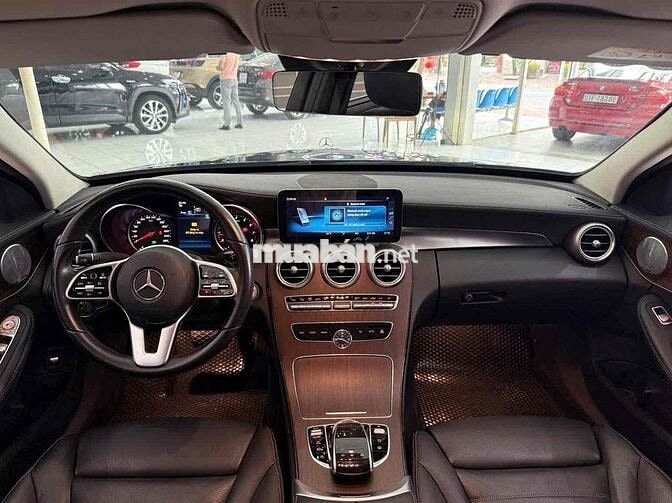 Mercedes C200 Exclusive 2021 Lướt 3v km