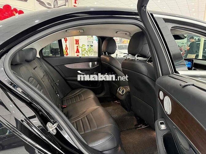 Mercedes C200 Exclusive 2021 Lướt 3v km