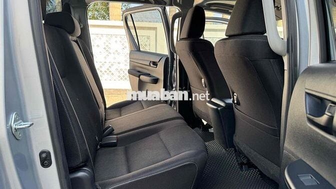 Toyota Hilux 2025 2.4L 4x2 AT - 27000 km