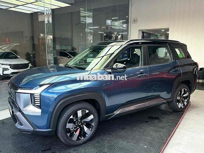 Mitsubishi Destinator 7 chỗ