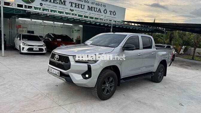 Toyota Hilux 2025 2.4L 4x2 AT - 27000 km