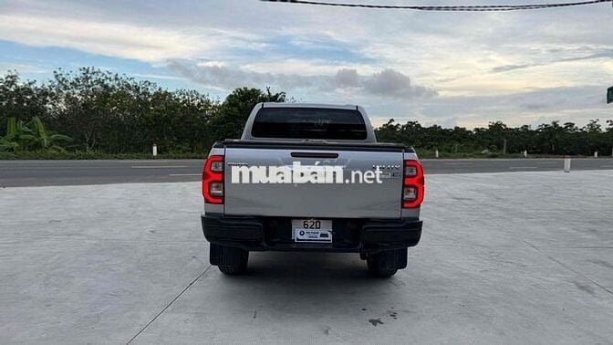 Toyota Hilux 2025 2.4L 4x2 AT - 27000 km