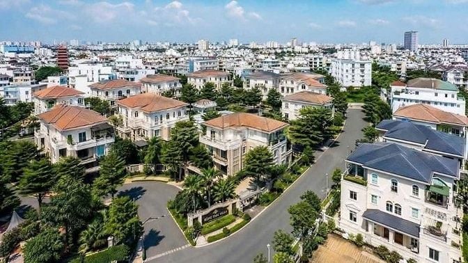 ĐẶC QUYỀN RIÊNG TƯ TẠI LÕI SÂN BAY: VILLA COMPOUND PHỔ QUANG – 55 TỶ