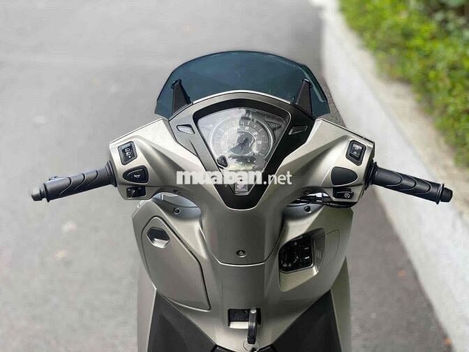 Honda Lead 125 4val 2023 Bạc
