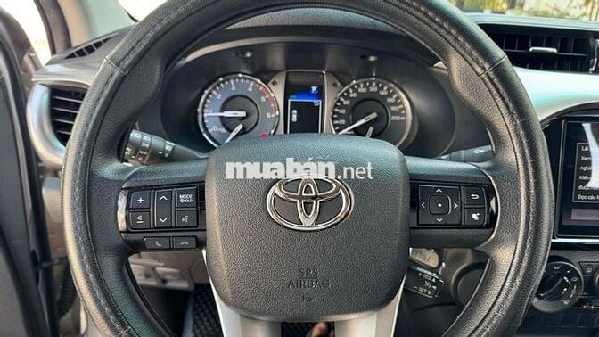 Toyota Hilux 2025 2.4L 4x2 AT - 27000 km