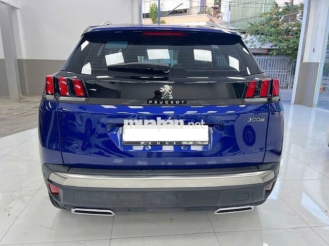 Peugeot 3008 2020 1.6AT có cửa sổ trời