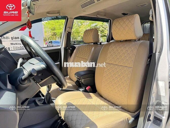 Toyota Avanza 2018 1.3E (MT) Bạc