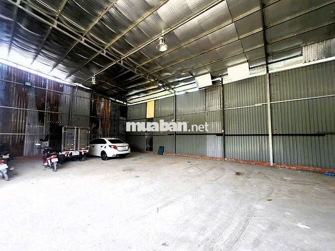 Cho thuê kho 2 mặt tiền Linh Đông 200m2 giá rẻ