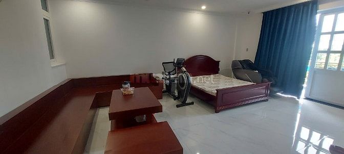 Cho thuê nhà KDC Huy Hoàng ,  đường 40m , thông nhiều hướng  