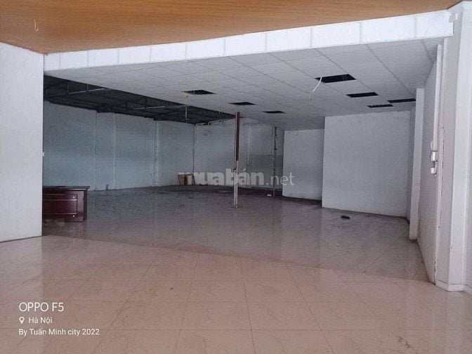 Cho thuê nhà Nguyễn Xiển 240m2 