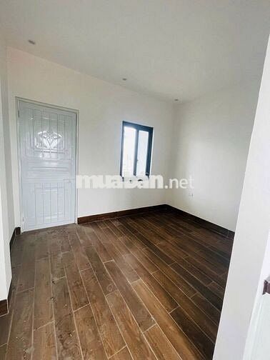 Cho thuê nhà Cổ Linh, 33m x 5 tầng, ô tô, nhà mới, đầy đủ nội thất