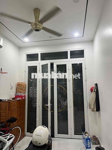 CHO THUE NHÀ 3 TẦNG HẺM XE HƠI
