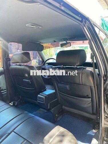 Toyota Crown 1994 số sàn màu Đen