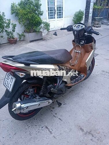 Yamaha Nouvo 4 Nâu, Vàng đồng