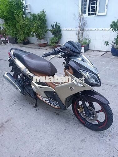 Yamaha Nouvo 4 Nâu, Vàng đồng