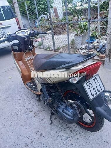 Yamaha Nouvo 4 Nâu, Vàng đồng