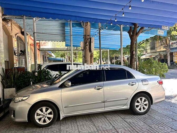 Toyota Corolla Altis 2016 Bạc