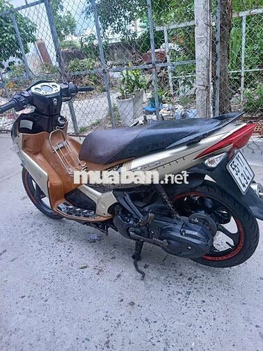 Yamaha Nouvo 4 Nâu, Vàng đồng