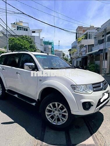 Mitsubishi Pajero Sport 2016 Trắng