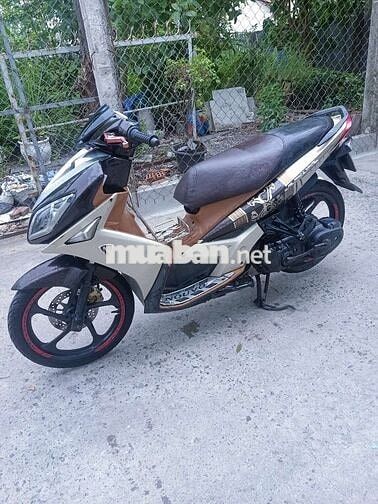 Yamaha Nouvo 4 Nâu, Vàng đồng