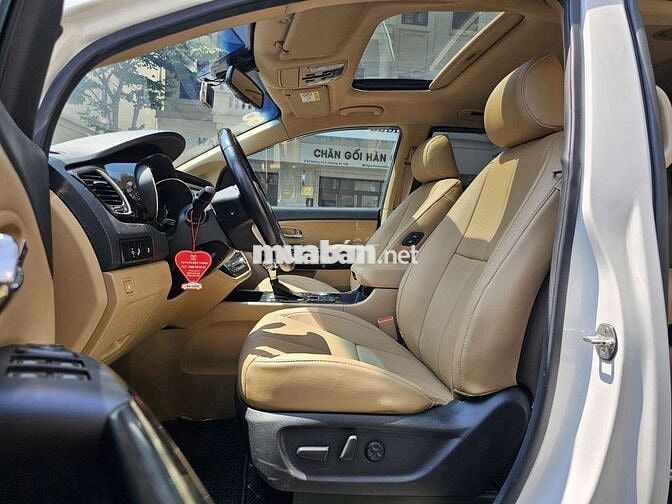 KIA SEDONA 2019 2.2 BẢN FULL DẦU Trắng
