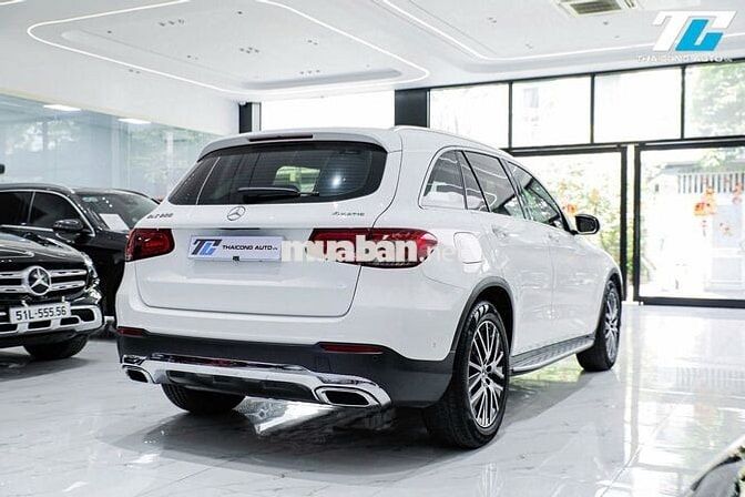 Mercedes GLC200 4Matic 2022 Trắng siêu lướt