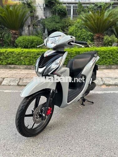 Honda Vision Thể Thao 2025 Xám Đen