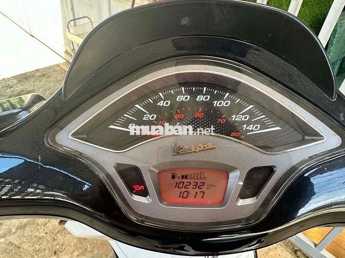 Piaggio Vespa Sprint 125 iGet ABS 2023 Trắng