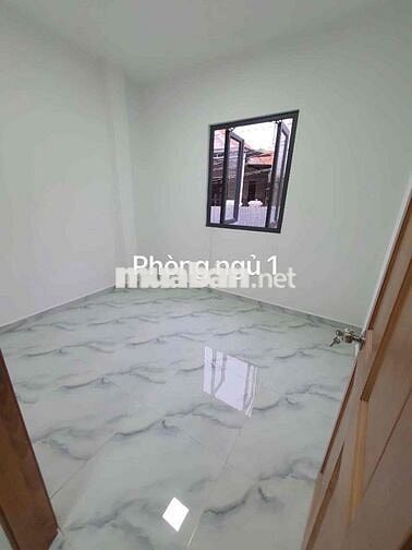 Mình cần pass phòng do có việc cần về Sài Gòn.