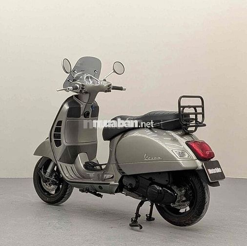 Piaggio Vespa GTS 300 2018 Xám