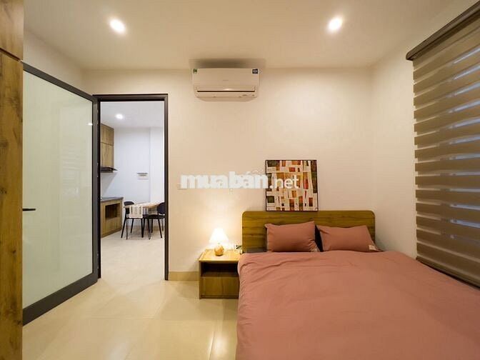 CHO THUÊ CĂN HỘ 1N1K FULL NỘI THẤT BAN CÔNG NGAY NGÕ 290 KIM MÃ 