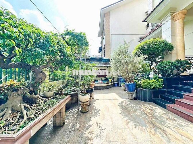 CHO THUÊ BIỆT THỰ 4 TẦNG CÓ HẦM GIÁ 70tr/th