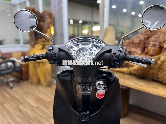 Honda SH Mode chính chủ biển SG máy zin. odo 27k