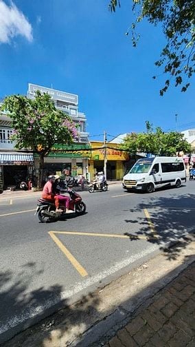 cấn cho thuê mặt bằng kinh doanh